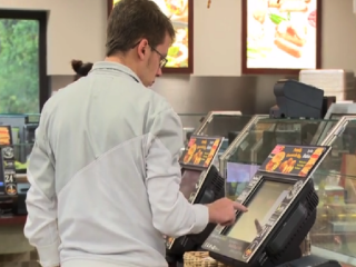 Personalisation & digital innovation in a fast food restaurant